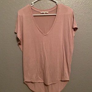 EXPRESS blush pink relaxed fit VNECK size XS